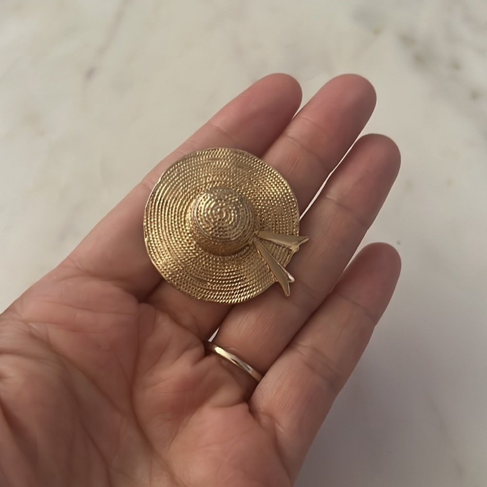 Michele Lynn Gold Tone Hat Brooch Pin Vintage - Picture 3 of 5